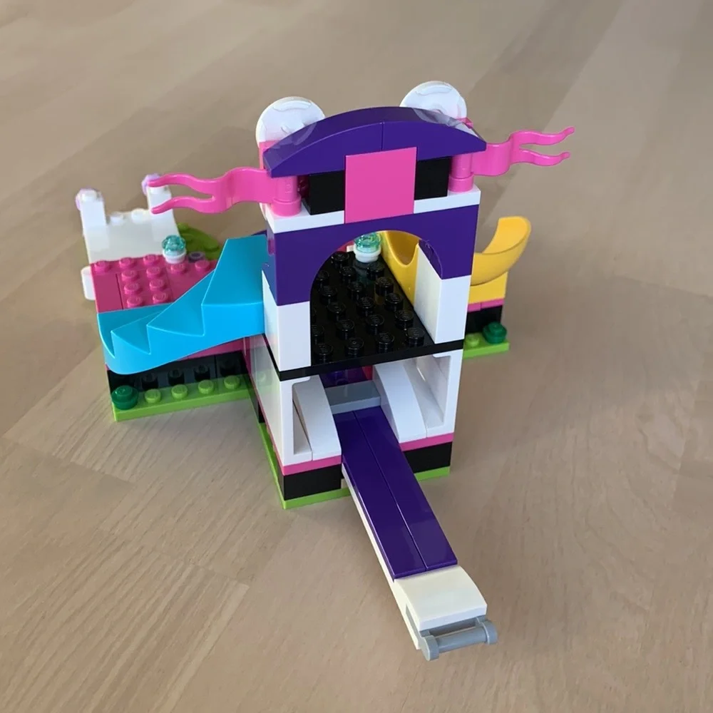 LEGO Friends Puppy Championship, set 41300 - Picture 7 of 10
